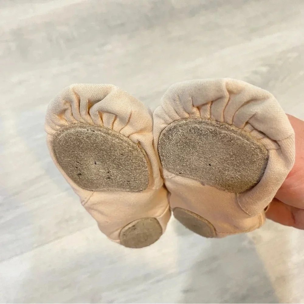 Capezio Toddler Ballerina Light Pink Dance Slippers 5.5in - 10M